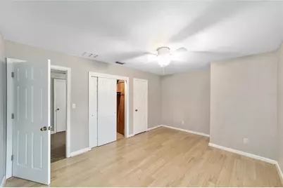 1523 NW 11th Road, Gainesville, FL 32605 - Photo 24