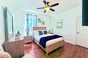 8016 King Palm Cir, Kissimmee, FL 34747 - Photo 6