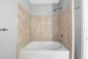 150 E Robinson St, Orlando, FL 32801 - Photo 10