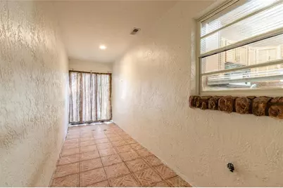 1672 Espanola Avenue, Daytona Beach, FL 32117 - Photo 4