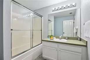 325 Reserve Dr, Davenport, FL 33896 - Photo 4