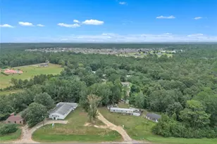 465 Hazzard Ln, Cantonment, FL 32533 - Photo 6