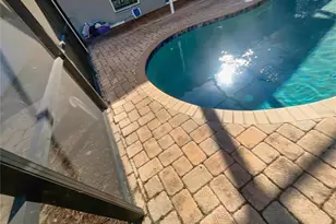 2613 Queen Alberta Dr, Valrico, FL 33596 - Photo 30