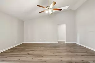 15009 Naples Pl, Tampa, FL 33624 - Photo 18