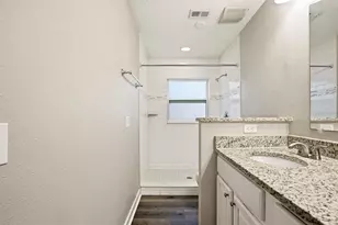 15009 Naples Pl, Tampa, FL 33624 - Photo 38