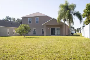 457 Marathon Ln, Sanford, FL 32771 - Photo 2