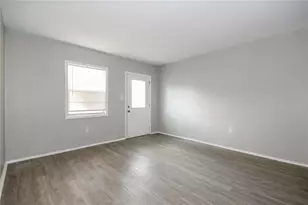 6813 N Clearview Ave, Tampa, FL 33614 - Photo 4