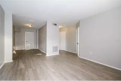 6813 N Clearview Avenue, Tampa, FL 33614 - Photo 2