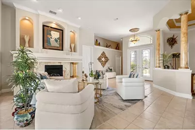 2759 Huntington Hills Drive, Lakeland, FL 33810 - Photo 4