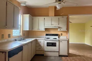 1722 Myrtle Beach Dr, The Villages, FL 32159 - Photo 2