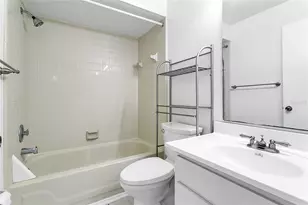 305 Northlake Dr, Sanford, FL 32773 - Photo 12