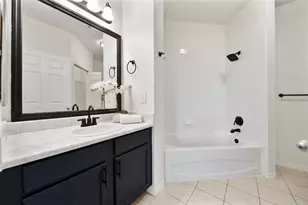 8225 Claire Ann Dr, Orlando, FL 32825 - Photo 16