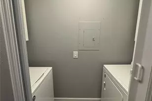 9481 Highland Oak Dr, Tampa, FL 33647 - Photo 14