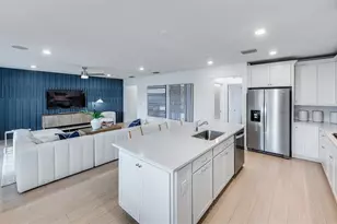 3285 Ellsworth Ave, Davenport, FL 33837 - Photo 8