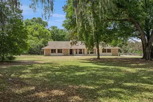 624 Hull Island Dr, Oakland, FL 34787 - Photo 1