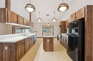 624 Hull Island Dr, Oakland, FL 34787 - Photo 14