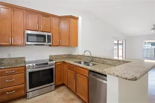 134 Sand Pine Cir, Sanford, FL 32773 - Photo 4