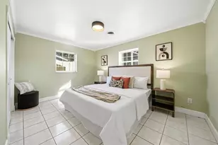 2410 Dellwood Dr, Orlando, FL 32806 - Photo 14