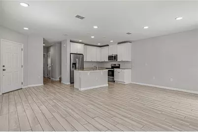 2875 Narcoossee Commons Way, Saint Cloud, FL 34771 - Photo 6