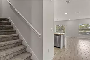 2875 Narcoossee Cmns Wy, Saint Cloud, FL 34771 - Photo 16