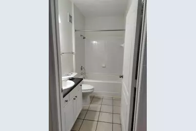 8813 Villa View Circle #104, Orlando, FL 32821 - Photo 4