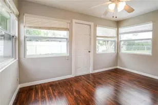 610 Charlotte Ave, Tarpon Springs, FL 34689 - Photo 2