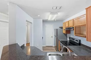 3702 Palm Desert Ln, Orlando, FL 32839 - Photo 10