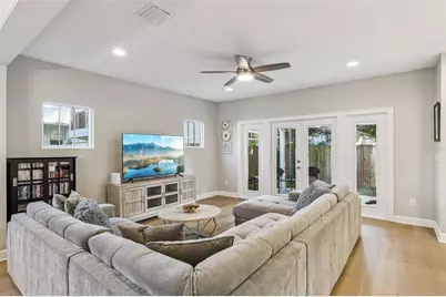 210 Hibiscus Court, Orlando, FL 32801 - Photo 4