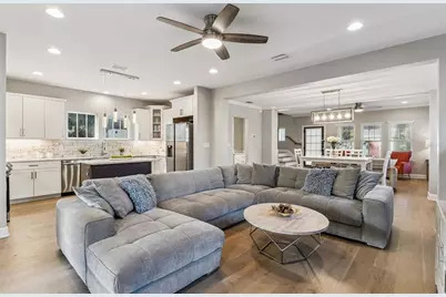 210 Hibiscus Court, Orlando, FL 32801 - Photo 12