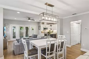 210 Hibiscus Ct, Orlando, FL 32801 - Photo 42