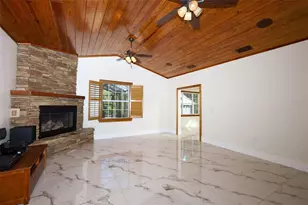 27012 Grand Oak Ln, Tavares, FL 32778 - Photo 20