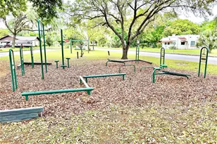 530 Park Ave, Umatilla, FL 32784 - Photo 26