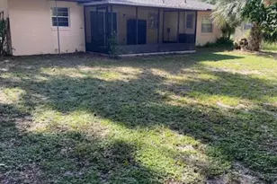 32208 Alice St, Tavares, FL 32778 - Photo 6