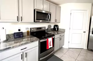 3727 Capri Coast Dr, Plant City, FL 33565 - Photo 4