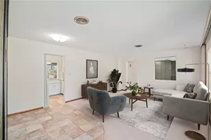 2913 Carroll Pl, Orlando, FL 32804 - Photo 4