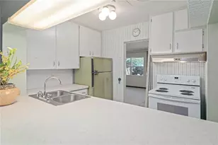 2913 Carroll Pl, Orlando, FL 32804 - Photo 14