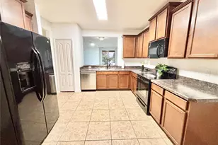 3025 Patterson Groves Dr, Haines City, FL 33844 - Photo 8