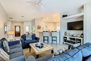 16658 Lazy Breeze Loop, Clermont, FL 34714 - Photo 8