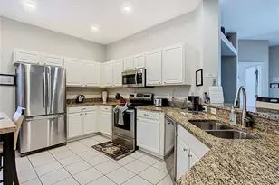 16658 Lazy Breeze Loop, Clermont, FL 34714 - Photo 10