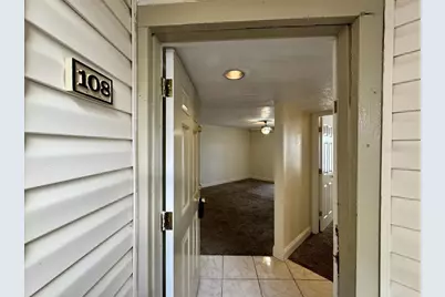 1940 Lake Atriums Circle #108, Orlando, FL 32839 - Photo 2