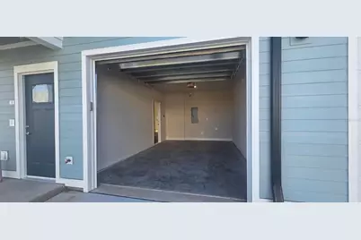 1001 Caroline Street #1-01, Tavares, FL 32778 - Photo 2