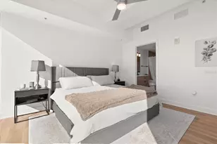 101 S Eola Dr, Orlando, FL 32801 - Photo 14