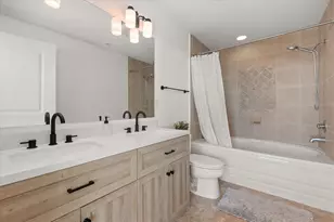 101 S Eola Dr, Orlando, FL 32801 - Photo 16