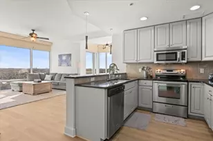 101 S Eola Dr, Orlando, FL 32801 - Photo 8