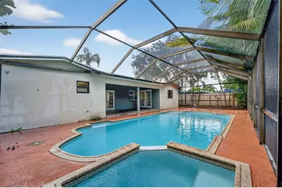 264 NW 79 Avenue, Margate, FL 33063 - Photo 32