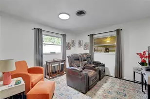 7001 Skylane Dr, Orlando, FL 32819 - Photo 30