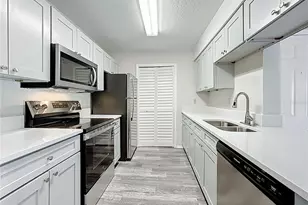 2550 N Alafaya Trail, Orlando, FL 32826 - Photo 30