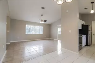 5353 Pale Horse Dr, Orlando, FL 32818 - Photo 4