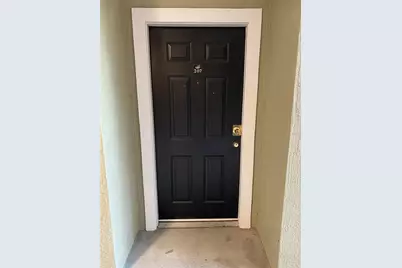 6685 Queens Borough Avenue #207, Orlando, FL 32835 - Photo 4