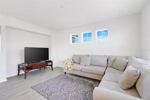 2516 Nouveau Wy, Kissimmee, FL 34741 - Photo 18